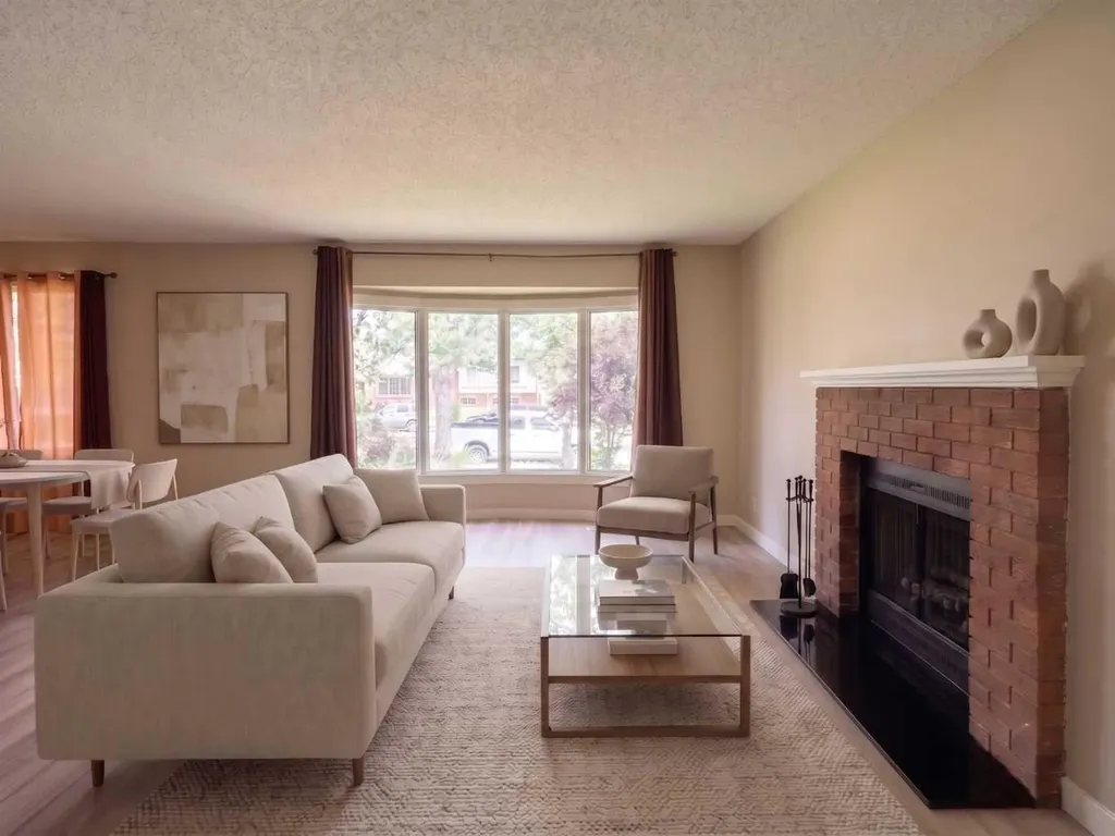 1095 Berkley Drive NW Calgary AB T3K 1S6