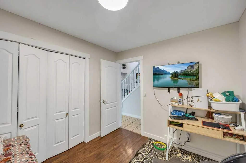 107 Taracove Landing NE Calgary AB T3J 4S7
