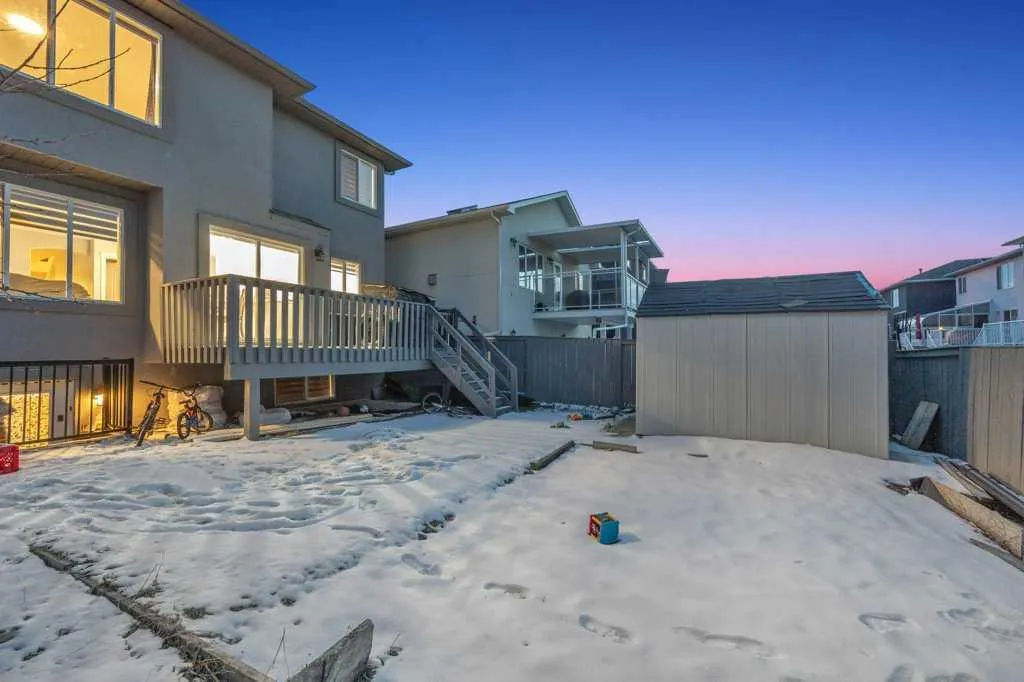 107 Taracove Landing NE Calgary AB T3J 4S7