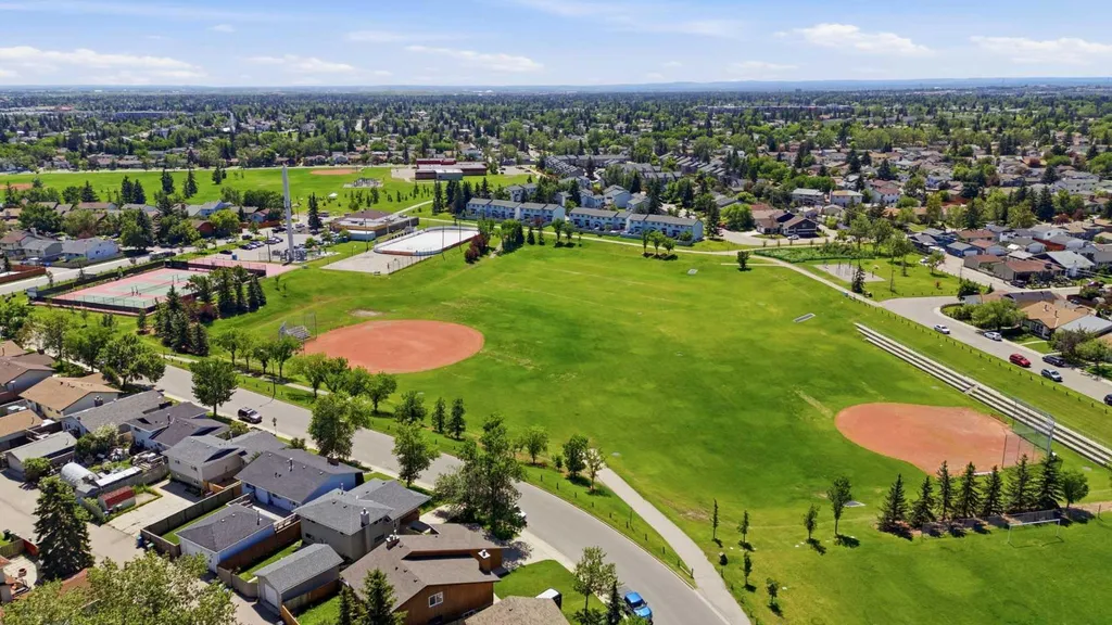 151 Templevale Place NE Calgary AB T1Y 4V6