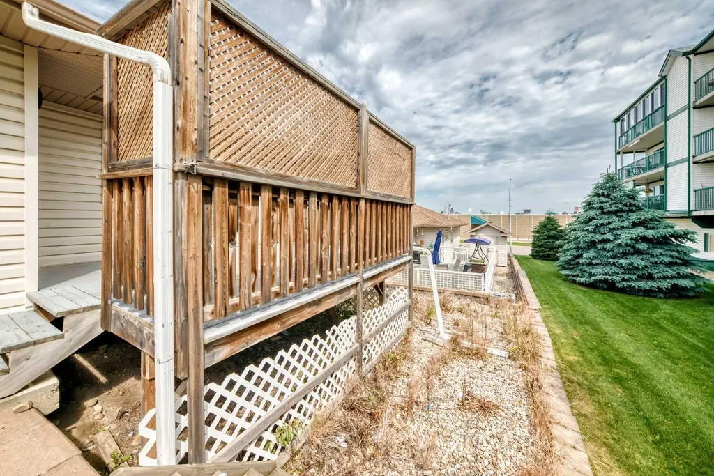 4405 48 Street Innisfail AB T4G 1P3