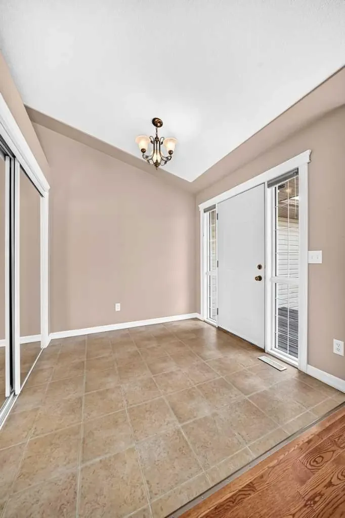 4405 48 Street Innisfail AB T4G 1P3
