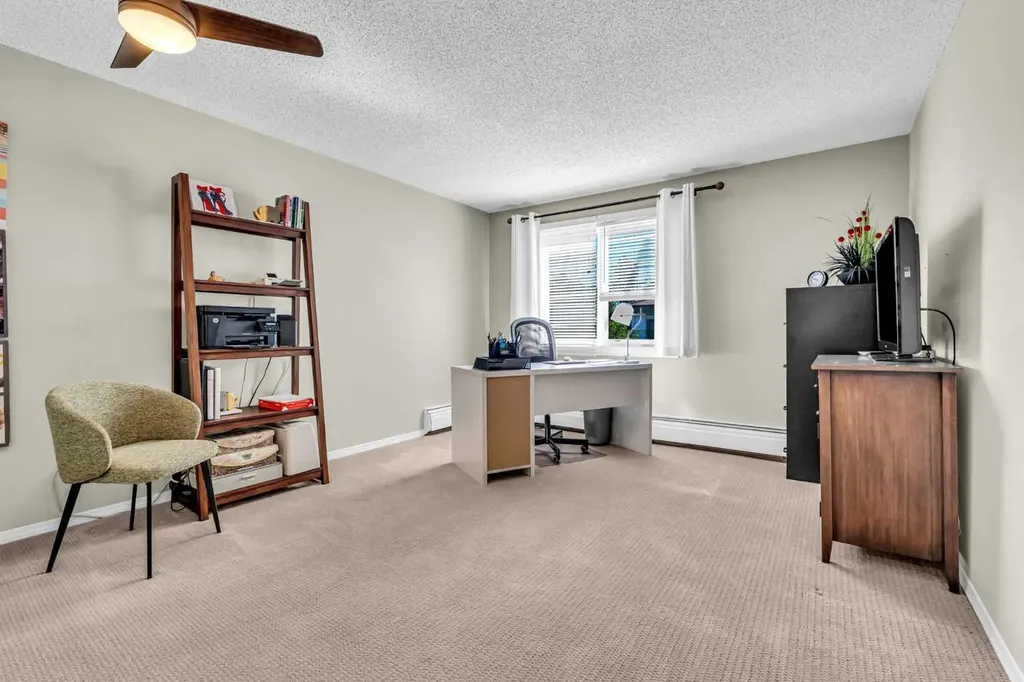 723 57 Avenue SW Calgary AB T2V 4Z3