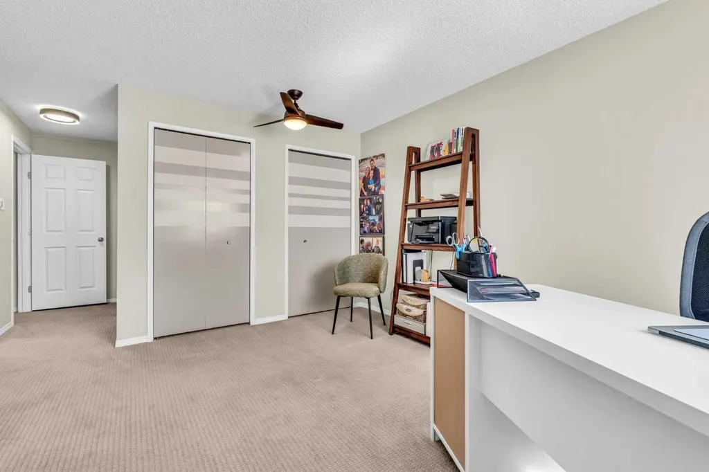723 57 Avenue SW Calgary AB T2V 4Z3