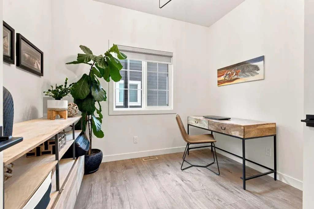 826 Alpine Drive SW Calgary AB T2Y 0S4