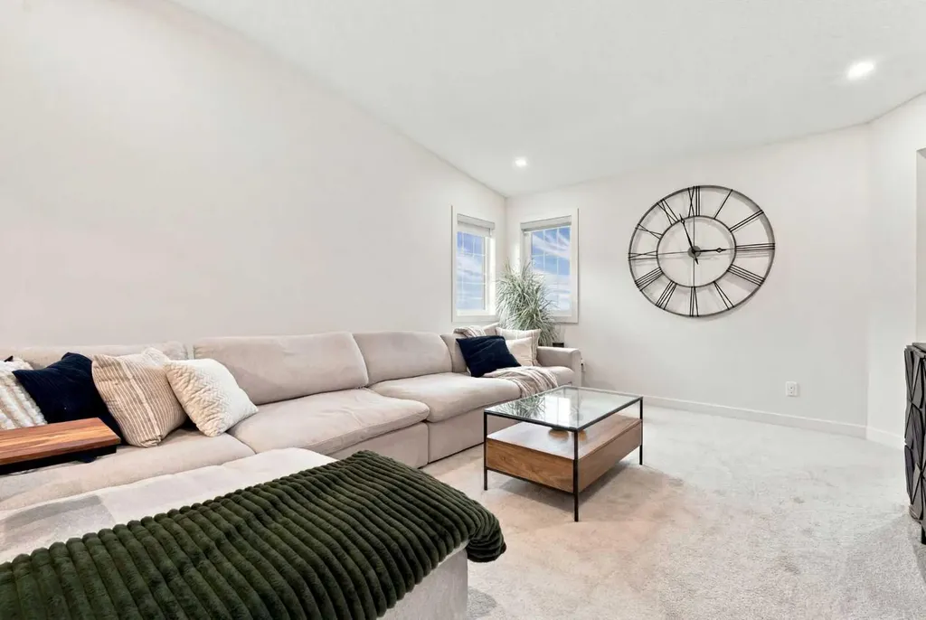 826 Alpine Drive SW Calgary AB T2Y 0S4