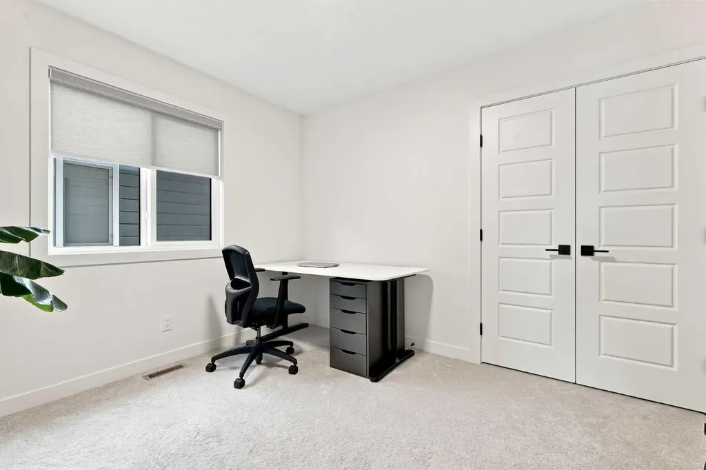 826 Alpine Drive SW Calgary AB T2Y 0S4