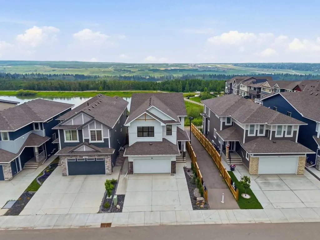 826 Alpine Drive SW Calgary AB T2Y 0S4