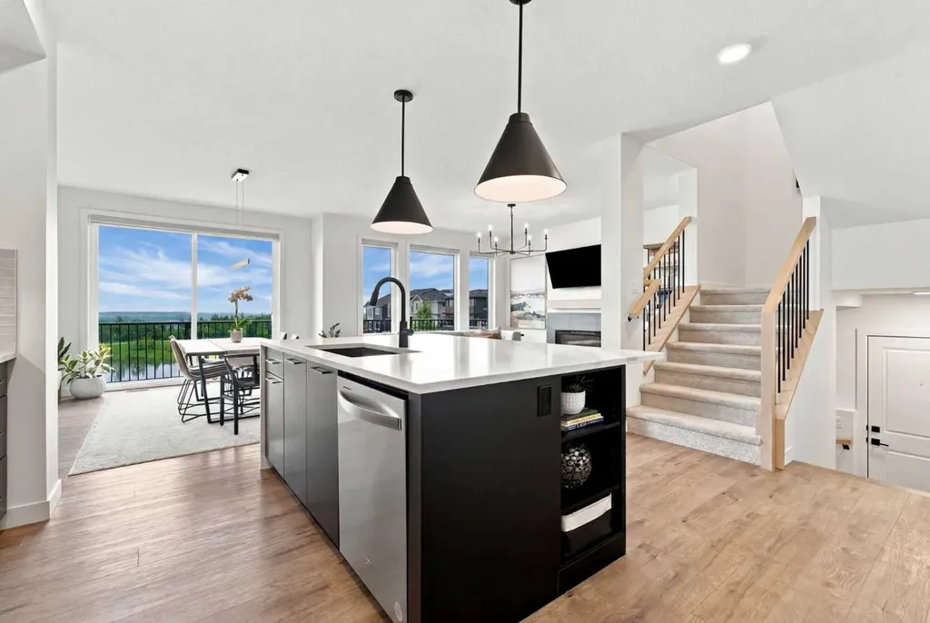 826 Alpine Drive SW Calgary AB T2Y 0S4