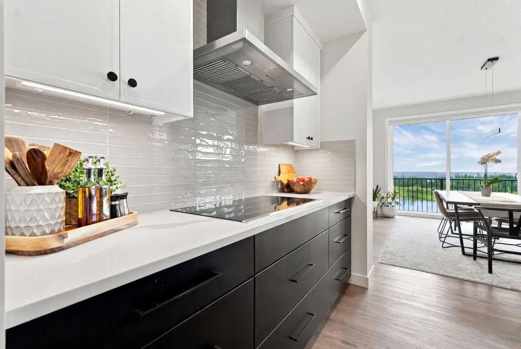826 Alpine Drive SW Calgary AB T2Y 0S4