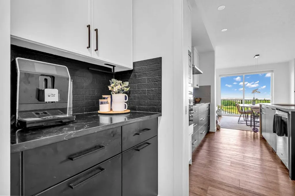 826 Alpine Drive SW Calgary AB T2Y 0S4