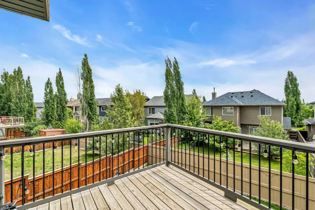 452 Evergreen Circle SW Calgary AB T2Y 0H2