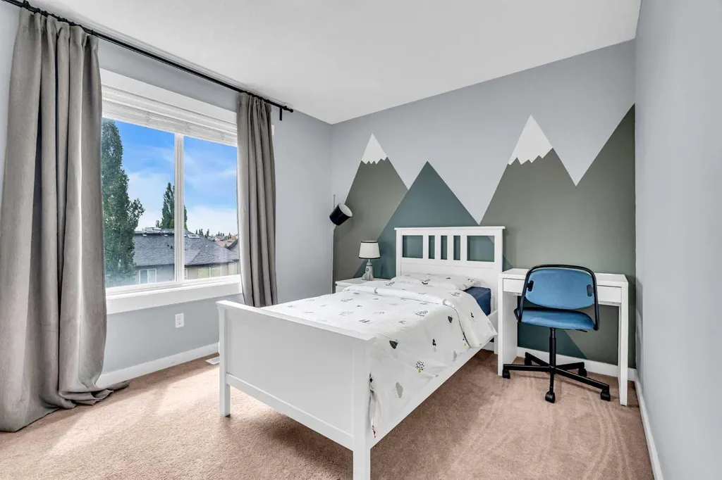 452 Evergreen Circle SW Calgary AB T2Y 0H2