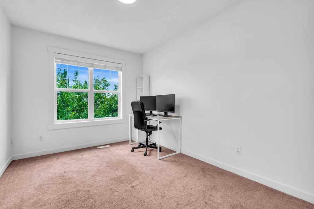 452 Evergreen Circle SW Calgary AB T2Y 0H2