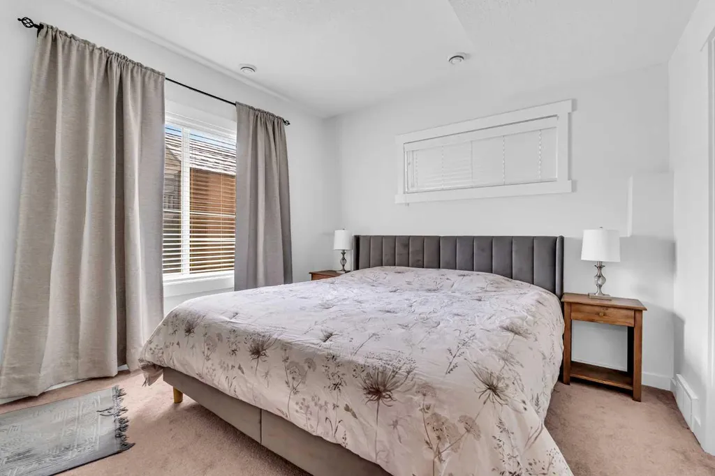 452 Evergreen Circle SW Calgary AB T2Y 0H2