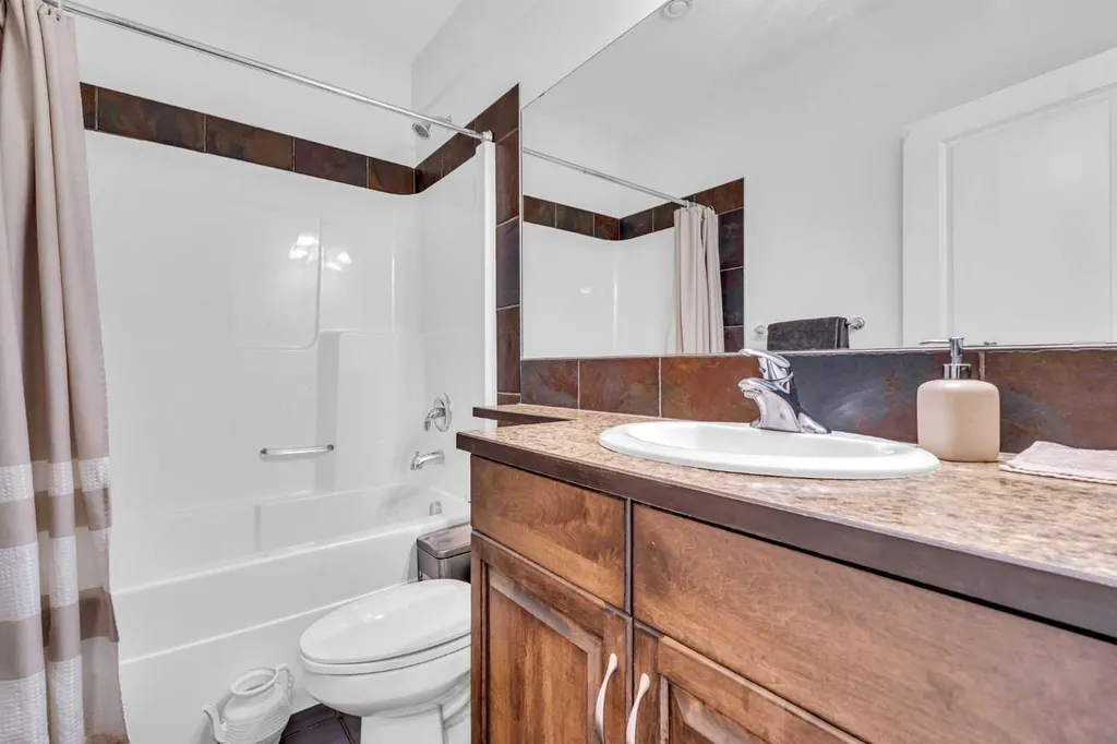 452 Evergreen Circle SW Calgary AB T2Y 0H2