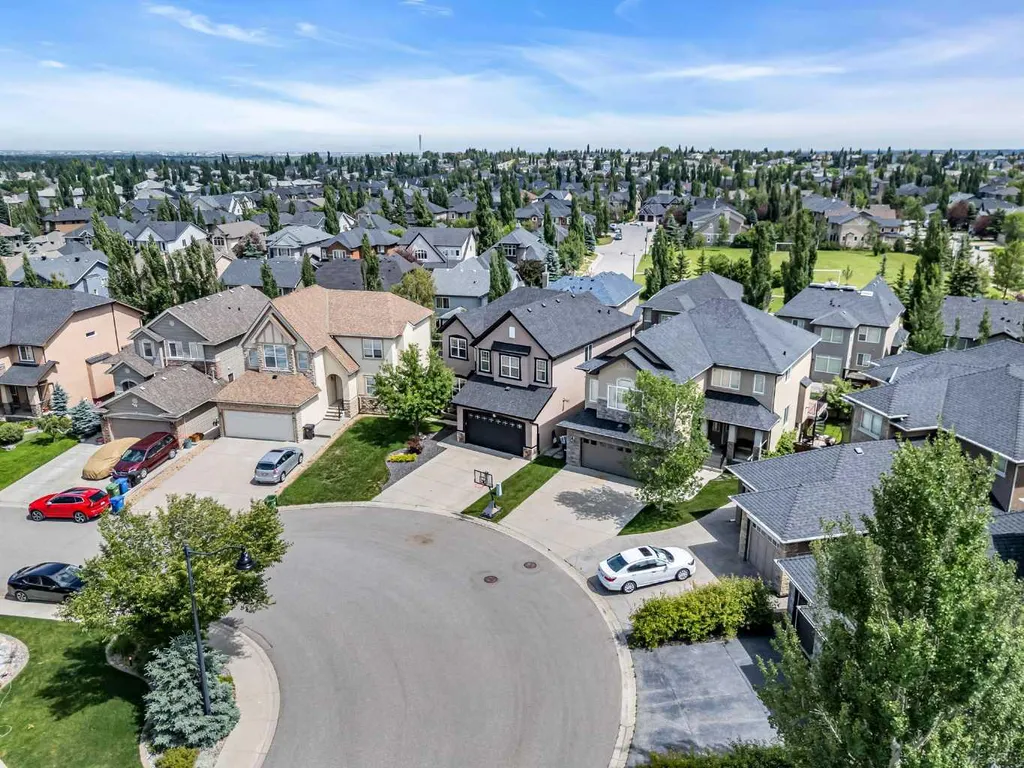 452 Evergreen Circle SW Calgary AB T2Y 0H2