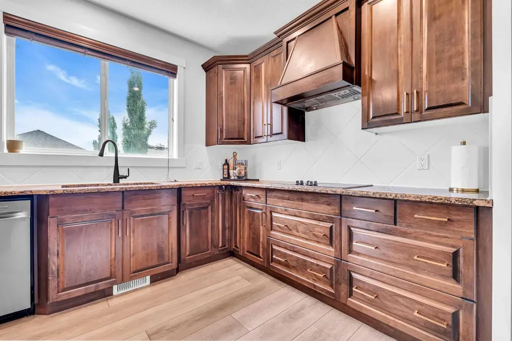452 Evergreen Circle SW Calgary AB T2Y 0H2