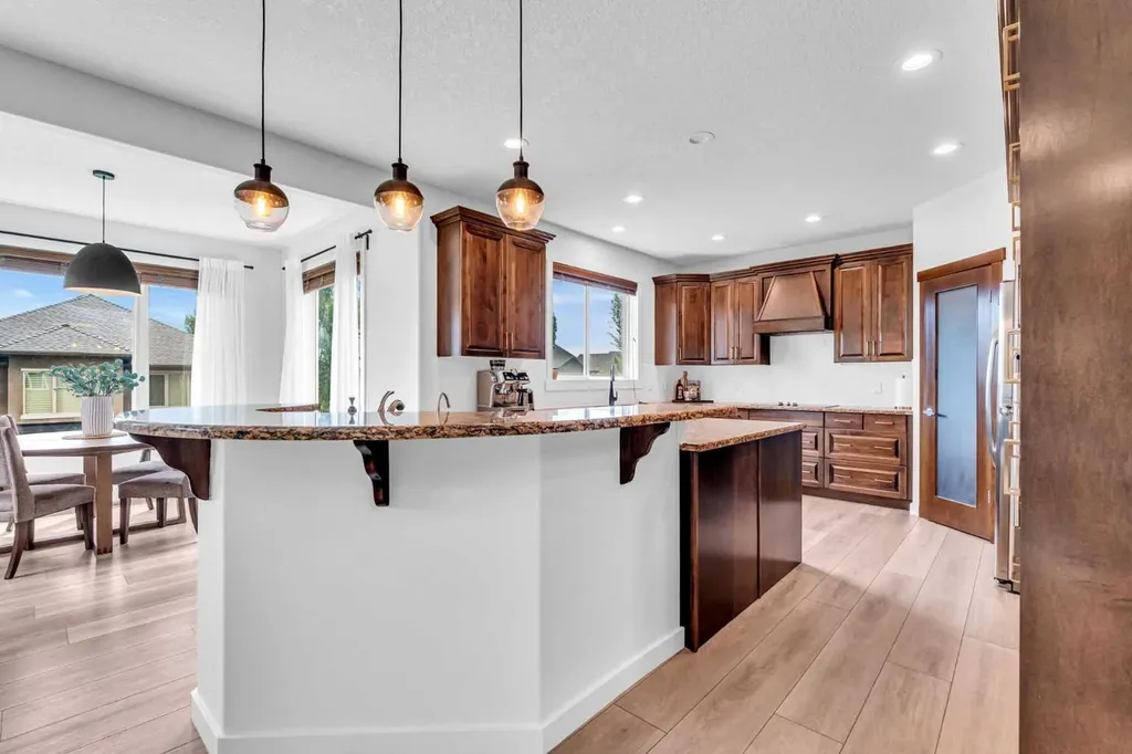452 Evergreen Circle SW Calgary AB T2Y 0H2