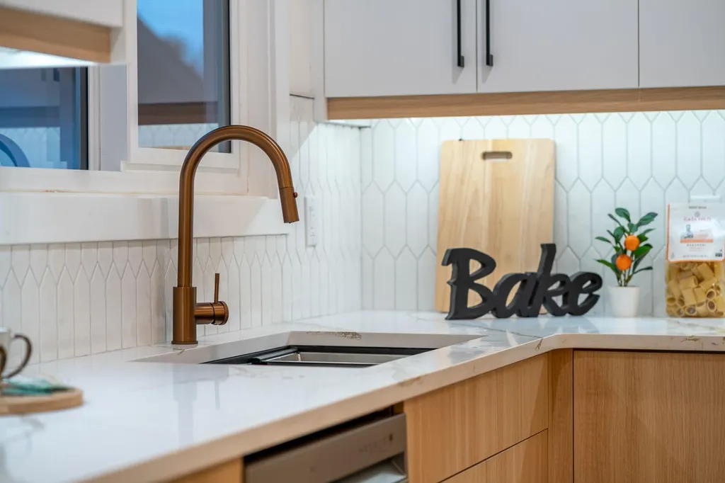 44 Fraser Road SE Calgary AB T2H1E3