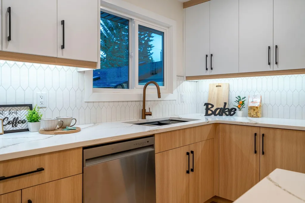 44 Fraser Road SE Calgary AB T2H1E3