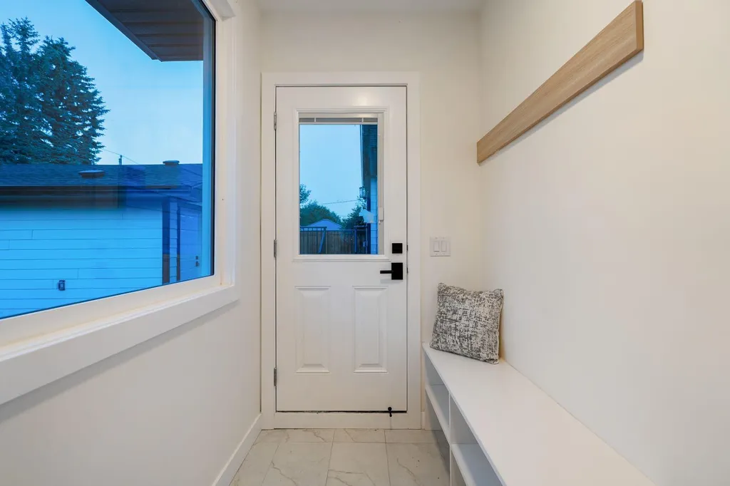 44 Fraser Road SE Calgary AB T2H1E3