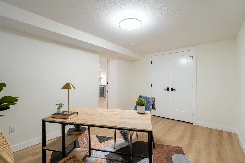 44 Fraser Road SE Calgary AB T2H1E3