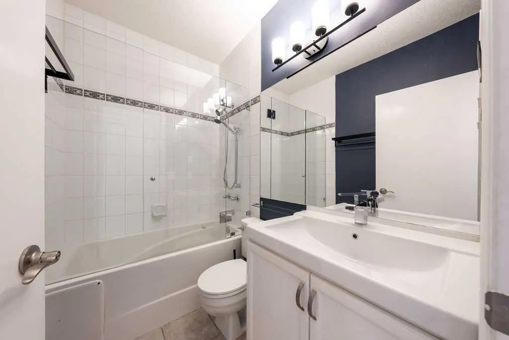 1503 5 Street SW Calgary AB T2R 1P2