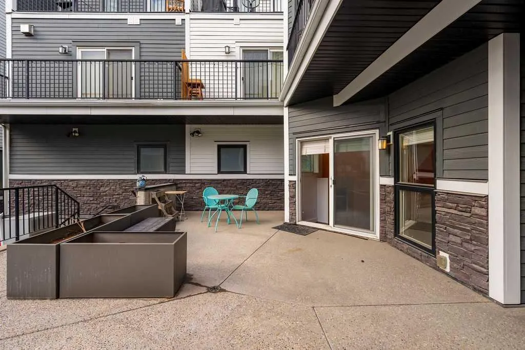 1503 5 Street SW Calgary AB T2R 1P2
