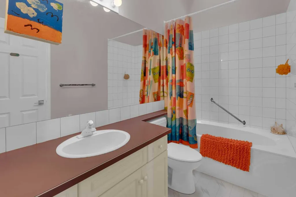 80 Scanlon Green NW Calgary AB T3L 1N6