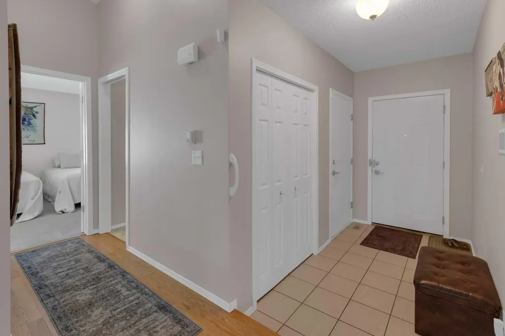 80 Scanlon Green NW Calgary AB T3L 1N6