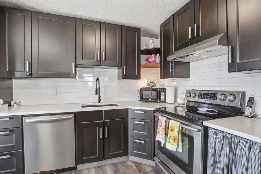 31 Kirsch Close Red Deer AB T4P 3M5