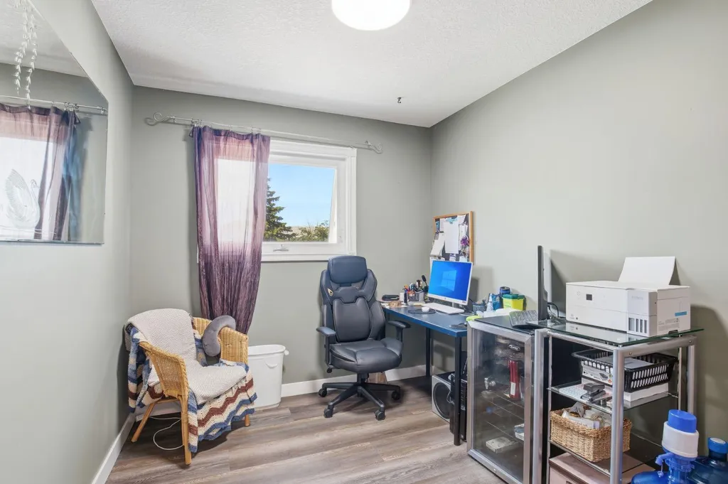 31 Kirsch Close Red Deer AB T4P 3M5