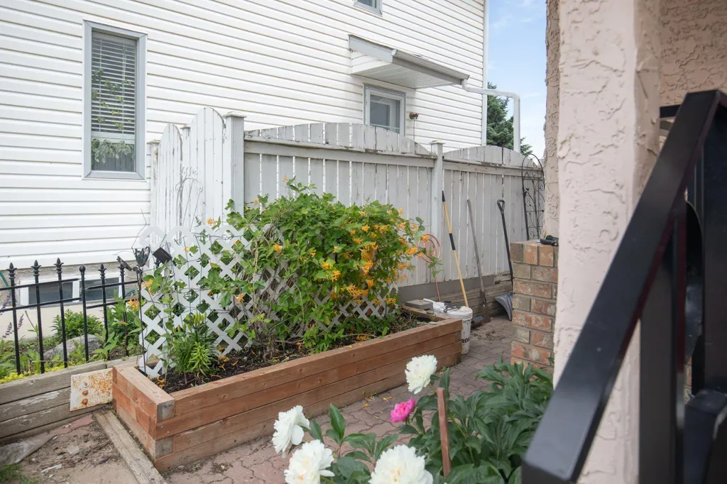 31 Kirsch Close Red Deer AB T4P 3M5