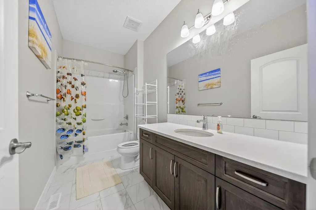 234 West Grove Point SW Calgary AB T3H 1Y7
