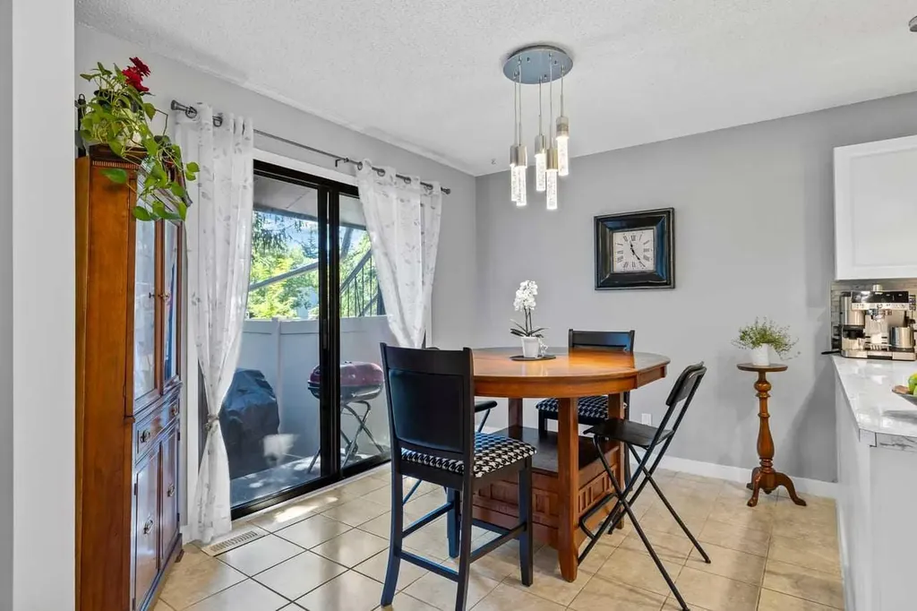 10001 Brookpark Boulevard SW Calgary AB T2W 3E3