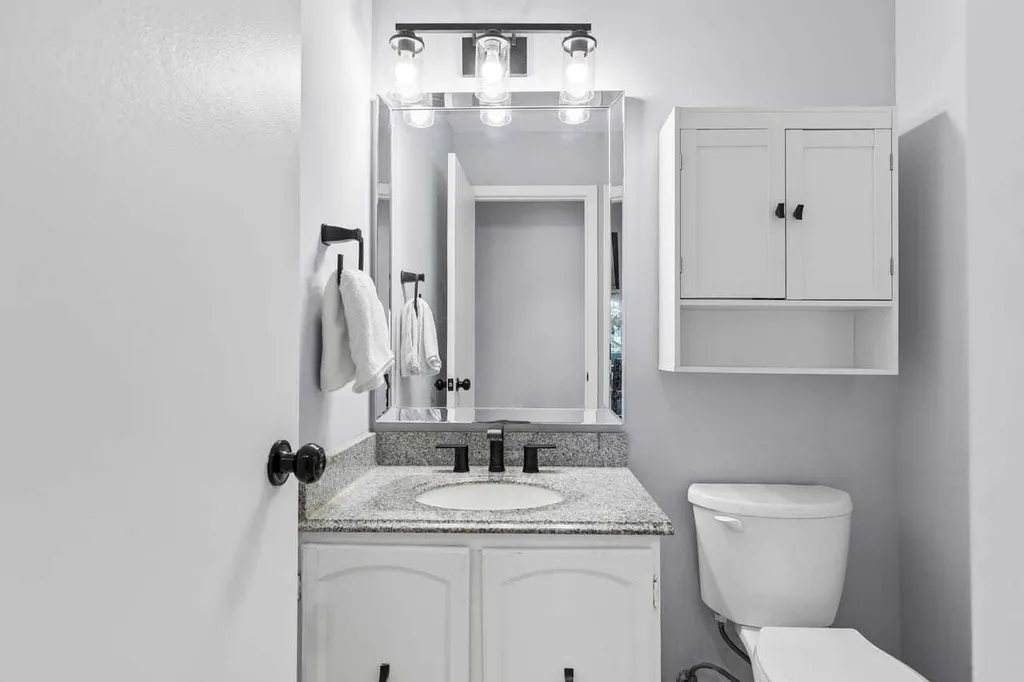 10001 Brookpark Boulevard SW Calgary AB T2W 3E3