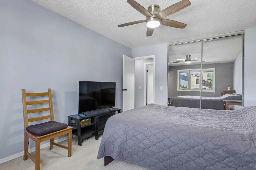 10001 Brookpark Boulevard SW Calgary AB T2W 3E3