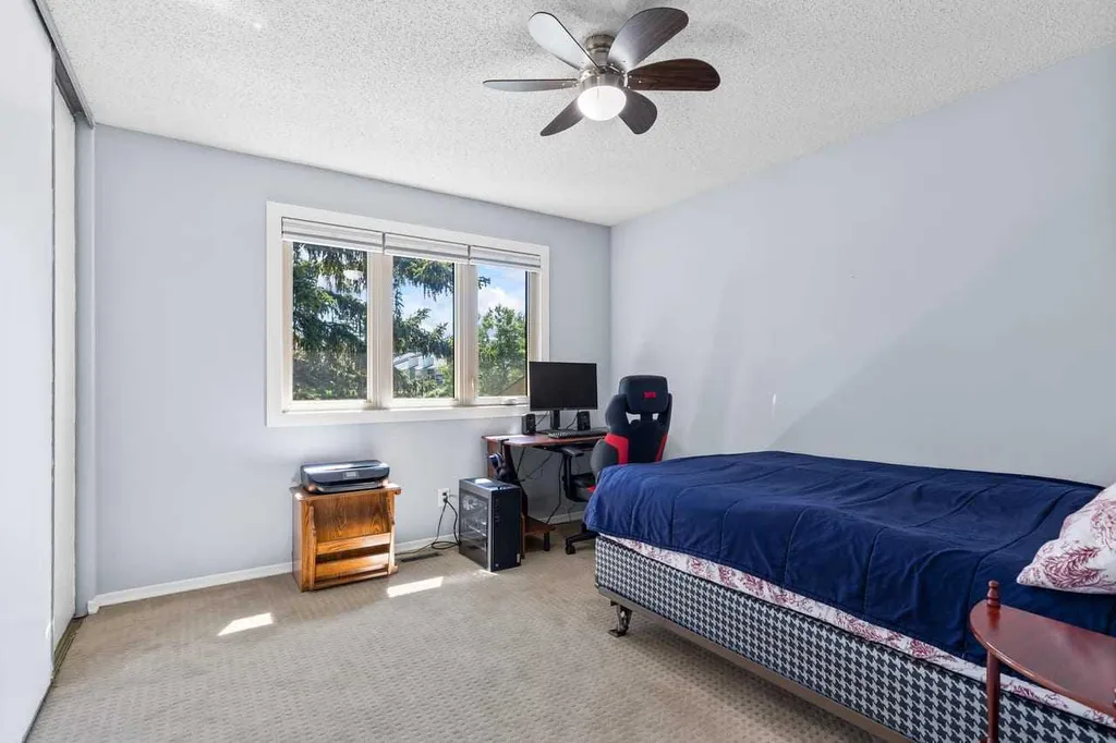 10001 Brookpark Boulevard SW Calgary AB T2W 3E3