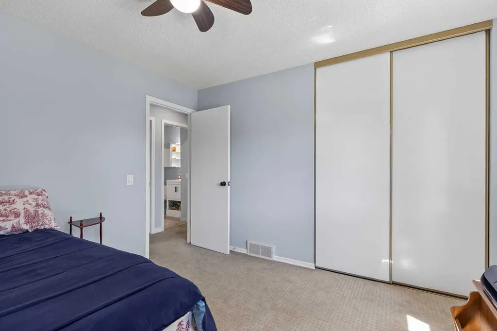 10001 Brookpark Boulevard SW Calgary AB T2W 3E3