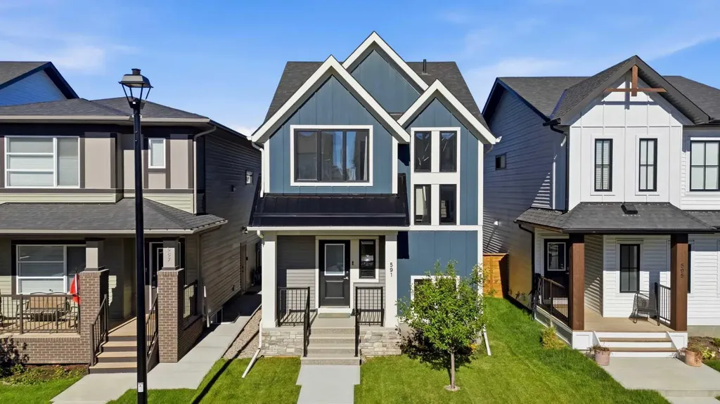 591 Lawthorn Way SE Airdrie AB T4A3N9