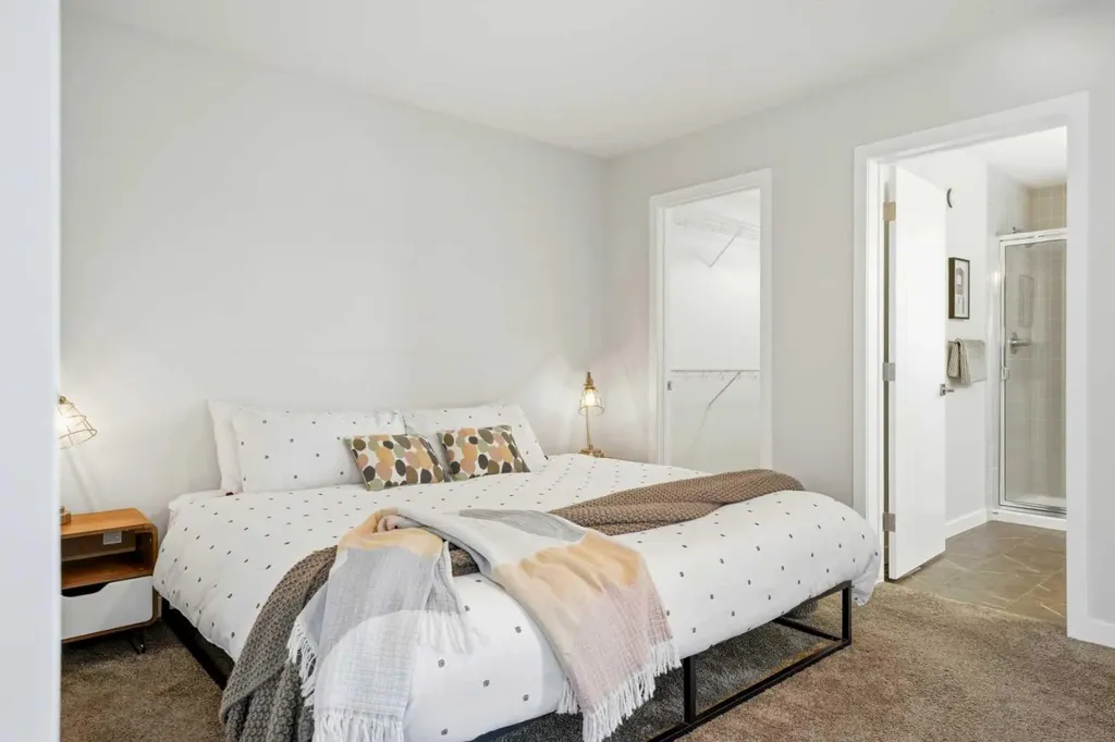 591 Lawthorn Way SE Airdrie AB T4A3N9