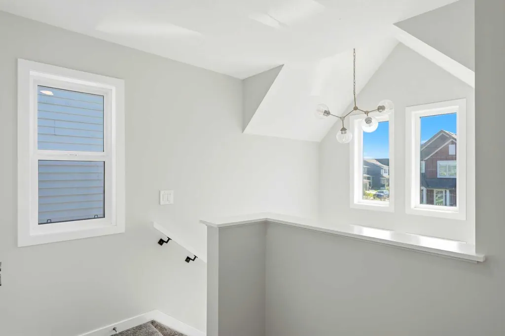 591 Lawthorn Way SE Airdrie AB T4A3N9