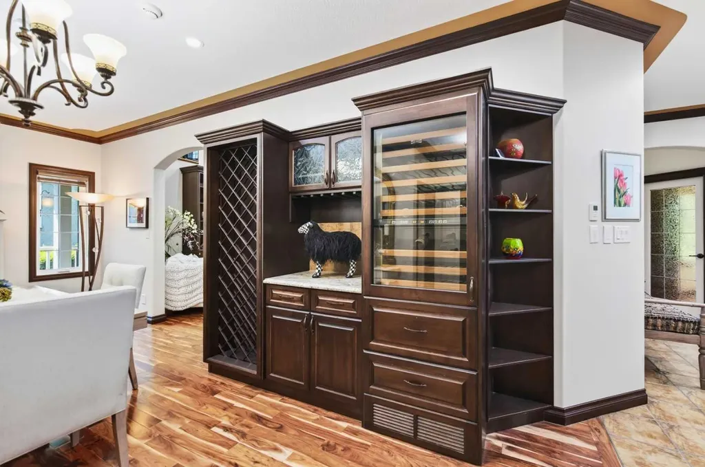4552 Waskasoo Crescent Red Deer AB T4N 2M2