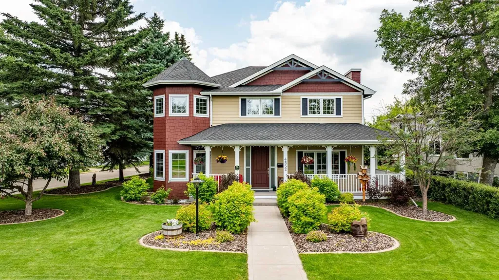 4552 Waskasoo Crescent Red Deer AB T4N 2M2