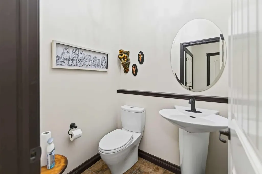 4552 Waskasoo Crescent Red Deer AB T4N 2M2