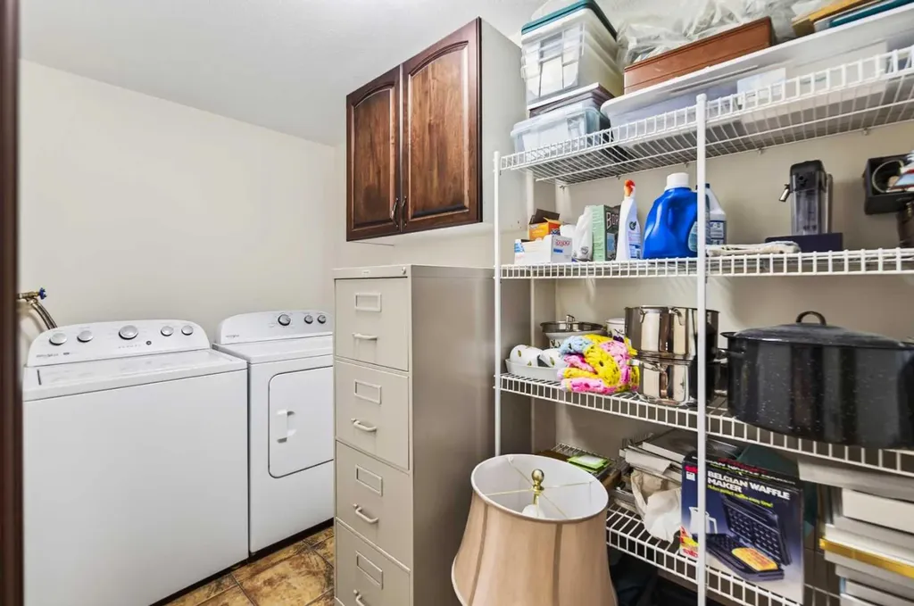 4552 Waskasoo Crescent Red Deer AB T4N 2M2
