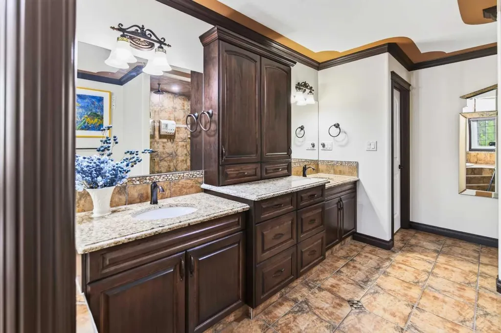 4552 Waskasoo Crescent Red Deer AB T4N 2M2