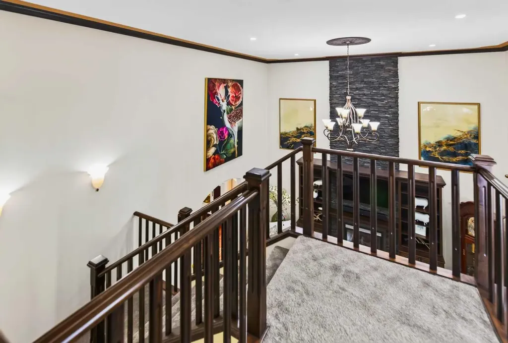 4552 Waskasoo Crescent Red Deer AB T4N 2M2