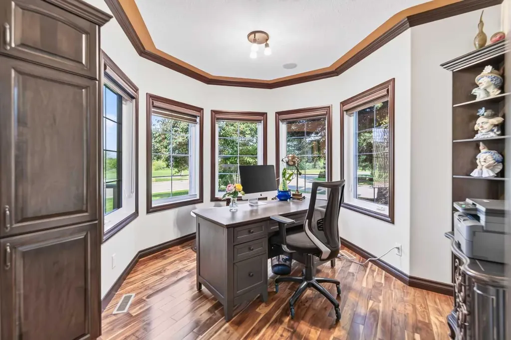 4552 Waskasoo Crescent Red Deer AB T4N 2M2